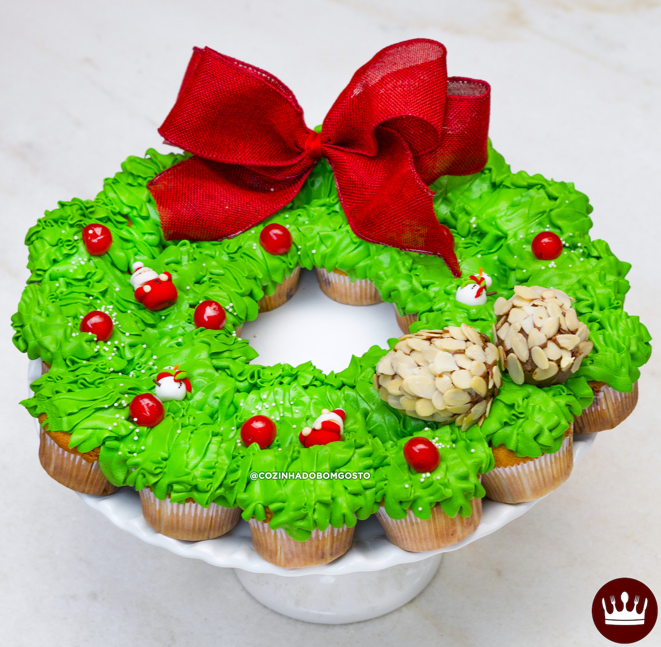 GUIRLANDA DE CUPCAKE (fácil de fazer!) – Especial de Natal!